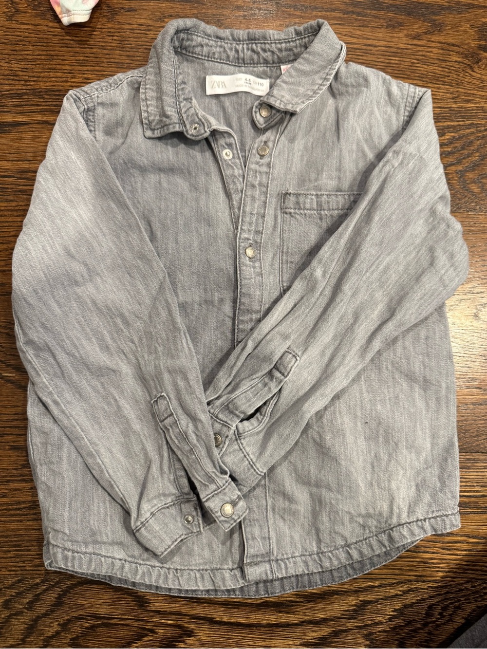 Zara Light Gray Denim Button-Up Shirt